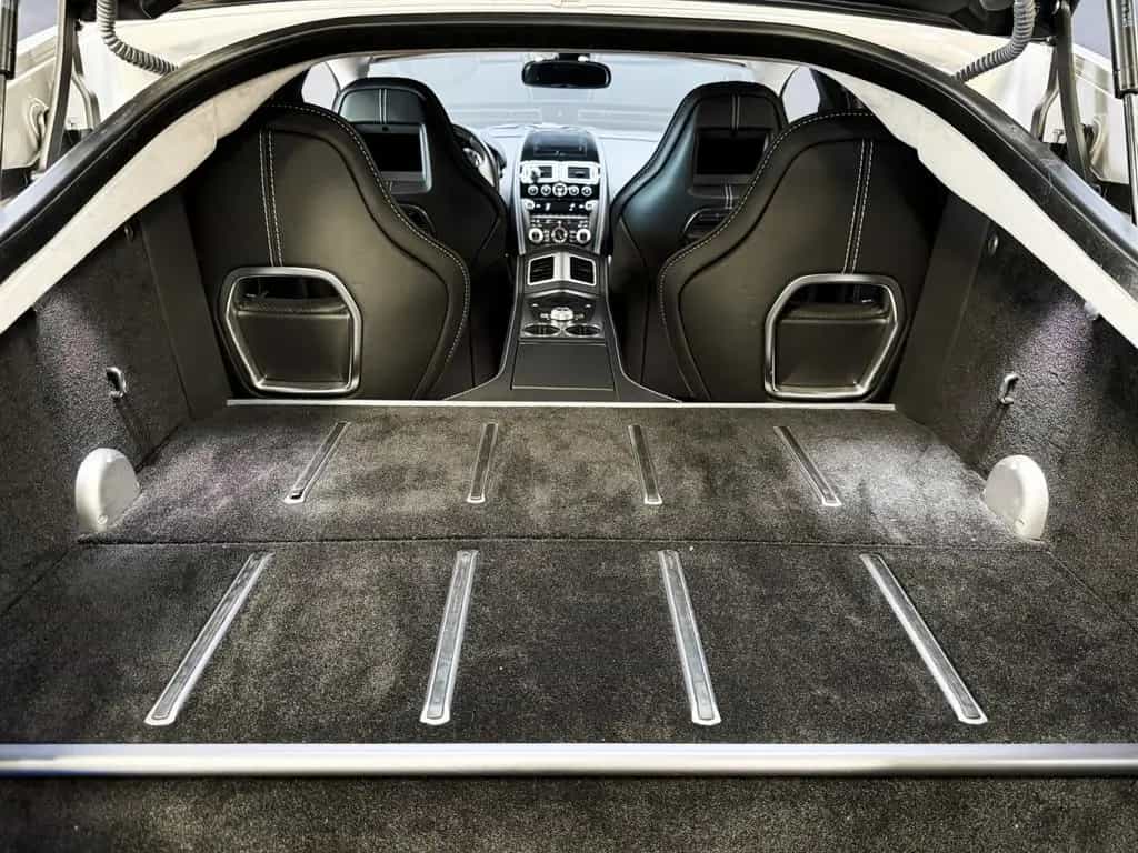 Aston Martin Rapide V12 6.0 477ch 04/2011-photo-12