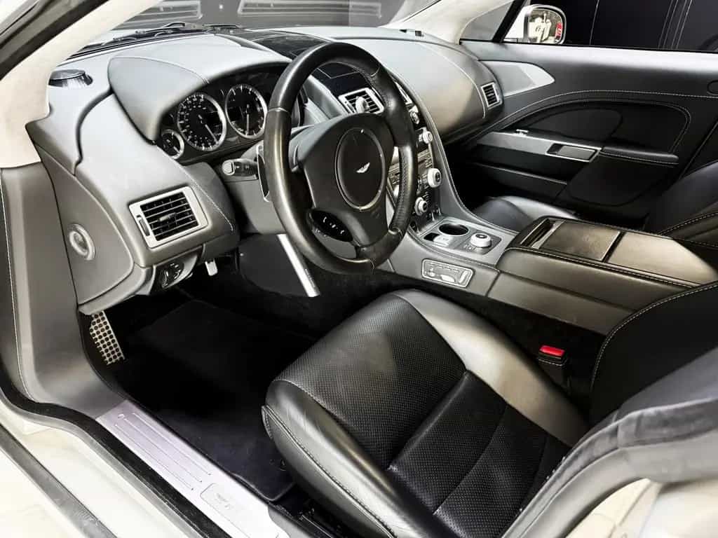 Aston Martin Rapide V12 6.0 477ch 04/2011-photo-7