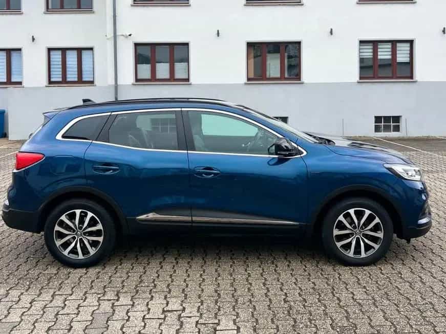 Renault Kadjar Black Edition*TOP*BOSE*KAMERA*8FACH 08/2021-photo-3