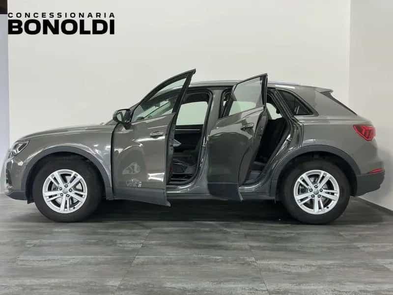 Audi Q3 2.0 35 TDI Business Advanced S Tronic 02/2020-photo-4