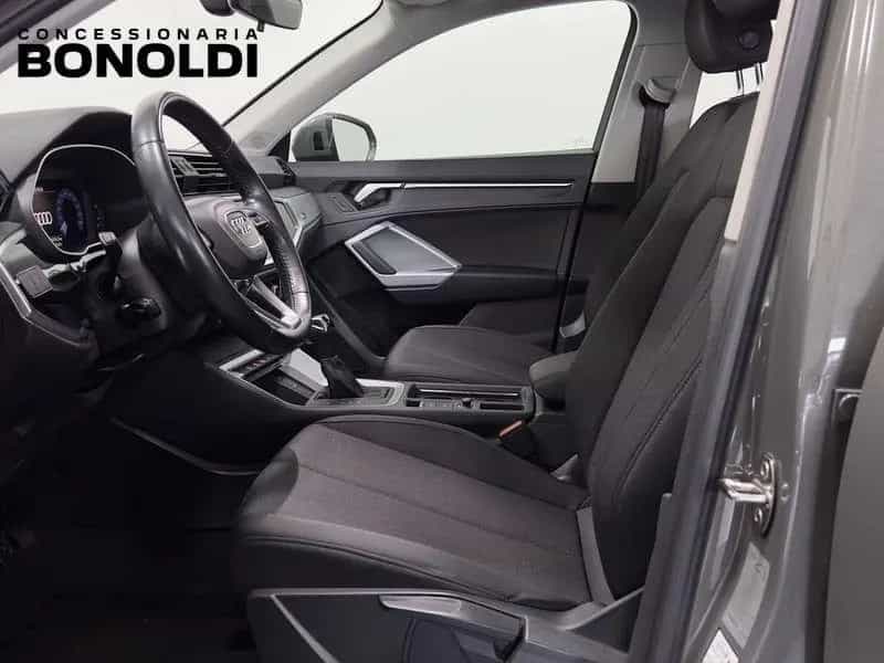 Audi Q3 2.0 35 TDI Business Advanced S Tronic 02/2020-photo-6