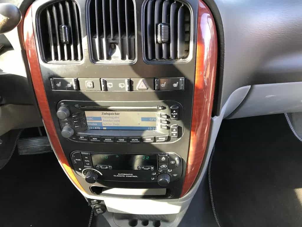 Chrysler Grand Voyager Langversion 2.8l 15... 04/2007-photo-14