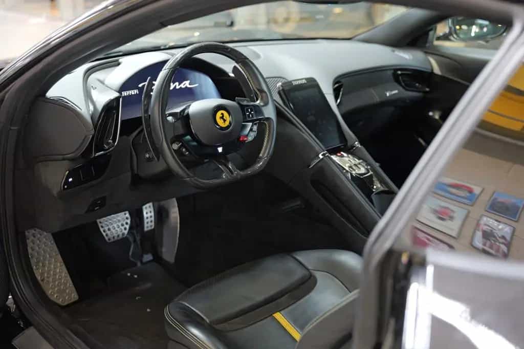 Ferrari Roma 3.9 T V8 DCT Camera*BLACK*JBL*LED 07/2023-photo-14