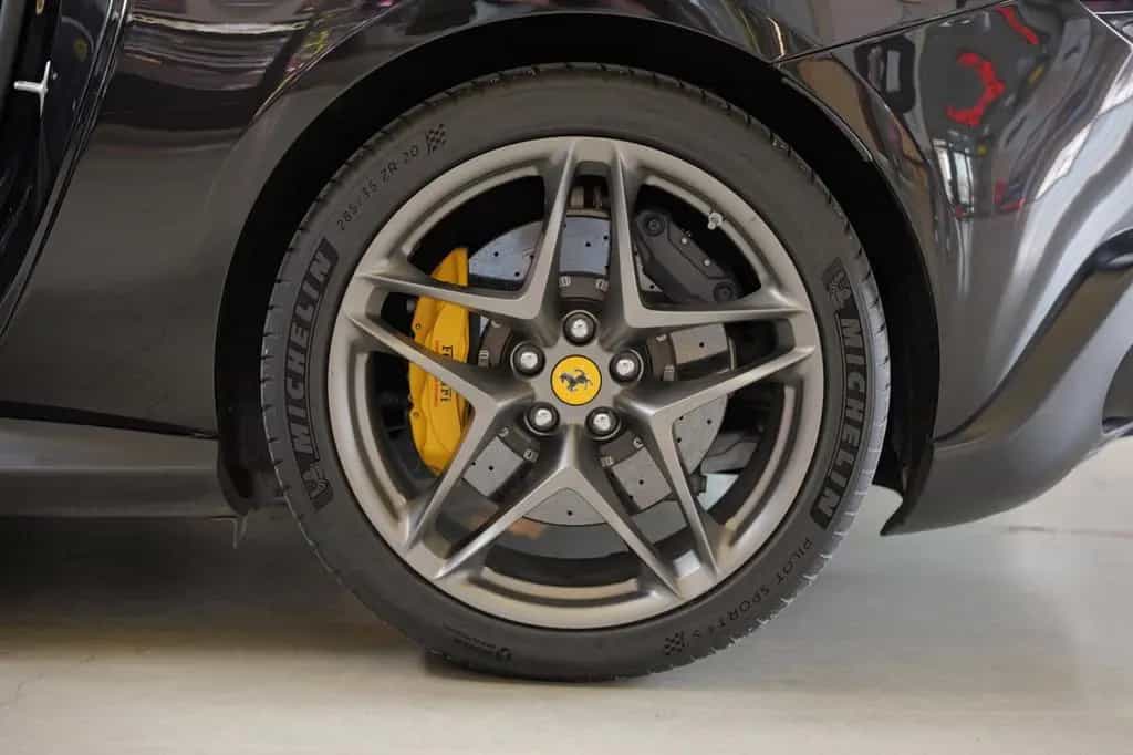 Ferrari Roma 3.9 T V8 DCT Camera*BLACK*JBL*LED 07/2023-photo-21