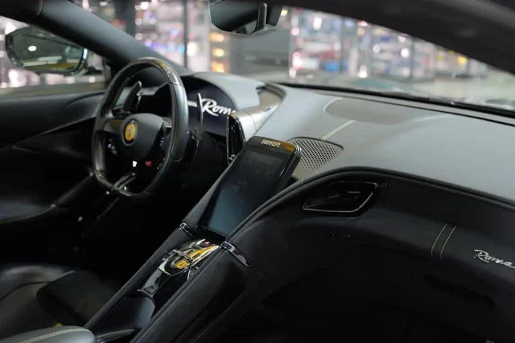 Ferrari Roma 3.9 T V8 DCT Camera*BLACK*JBL*LED 07/2023-photo-22
