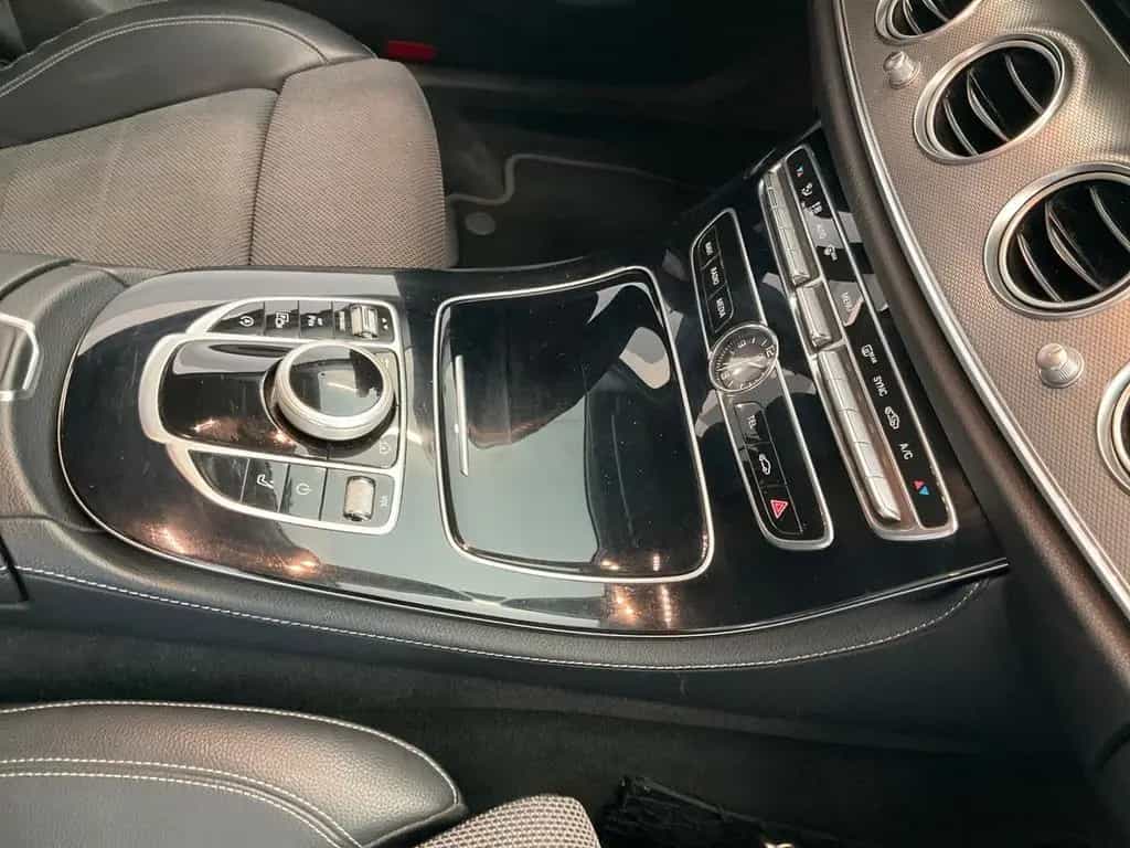 Mercedes-Benz E-Class 200 T AVANTGARDE Autom. 10/2017-photo-9