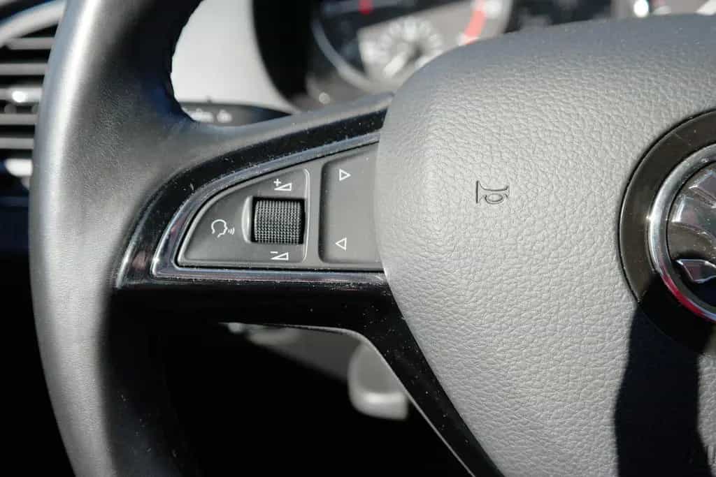 Skoda Fabia 1.0 Style Klimaaut. Sitzheizung PDC USB 04/2018-photo-15