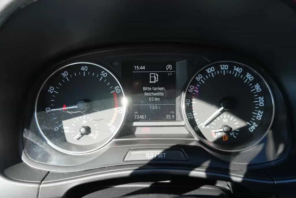 Skoda Fabia 1.0 Style Klimaaut. Sitzheizung PDC USB 04/2018-photo-19