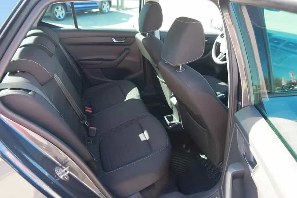 Skoda Fabia 1.0 Style Klimaaut. Sitzheizung PDC USB 04/2018-photo-24