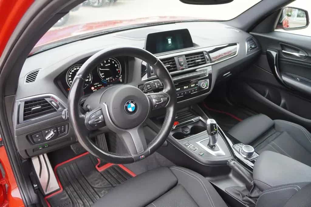 BMW 118 i Edition M Sport Shadow LED Navi Sitzheizung 12/2018-photo-12