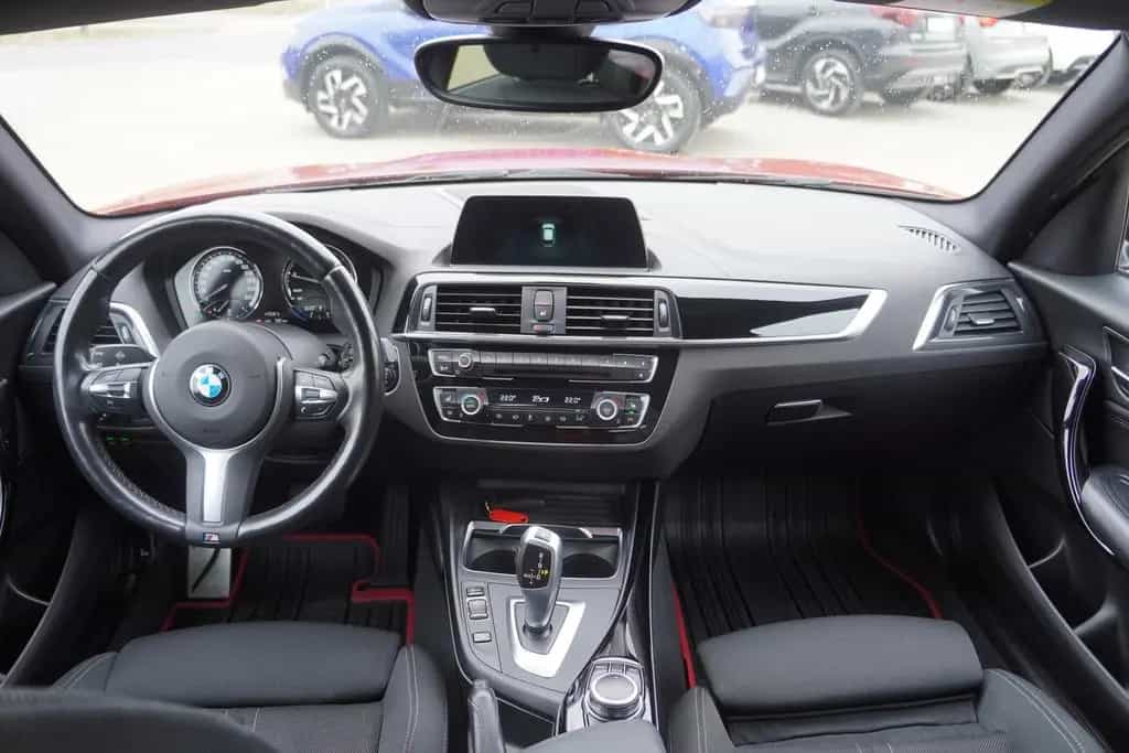 BMW 118 i Edition M Sport Shadow LED Navi Sitzheizung 12/2018-photo-13