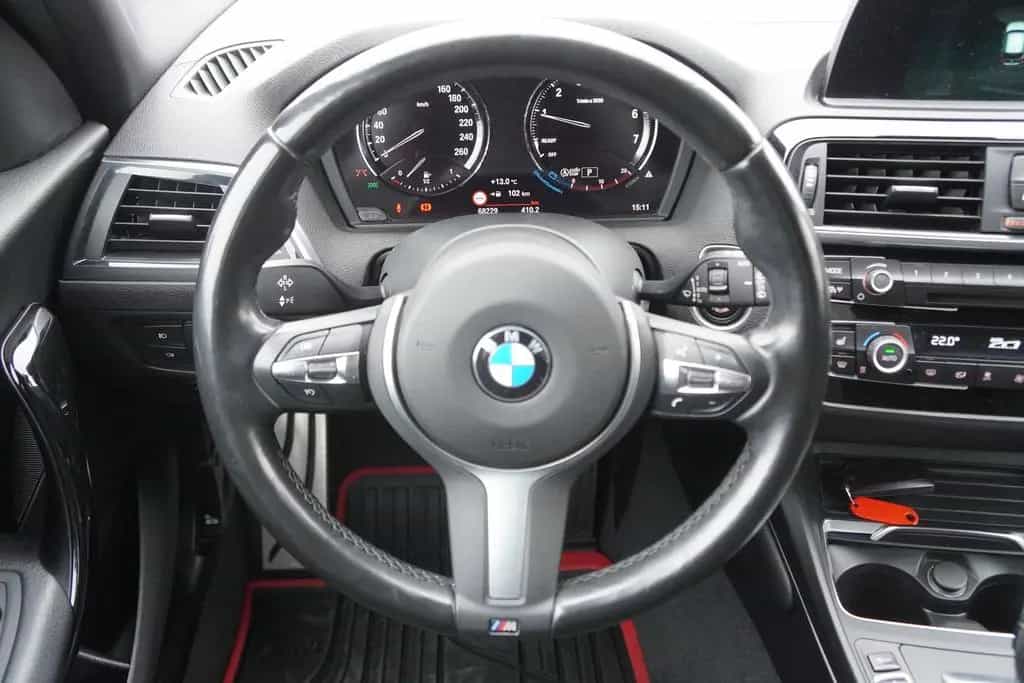 BMW 118 i Edition M Sport Shadow LED Navi Sitzheizung 12/2018-photo-14