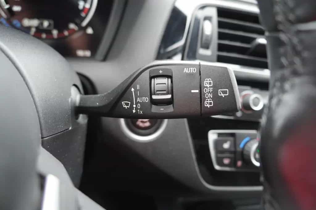 BMW 118 i Edition M Sport Shadow LED Navi Sitzheizung 12/2018-photo-22