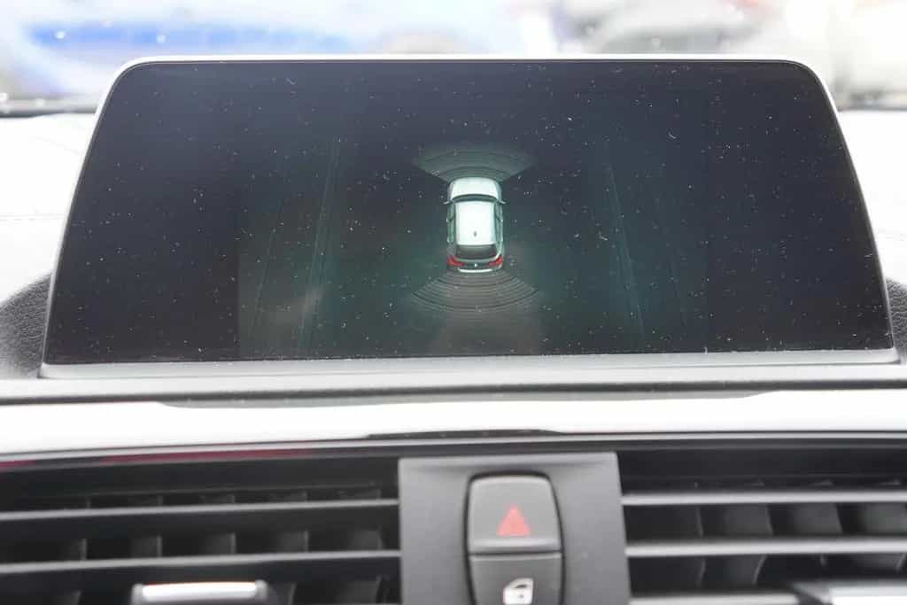 BMW 118 i Edition M Sport Shadow LED Navi Sitzheizung 12/2018-photo-26