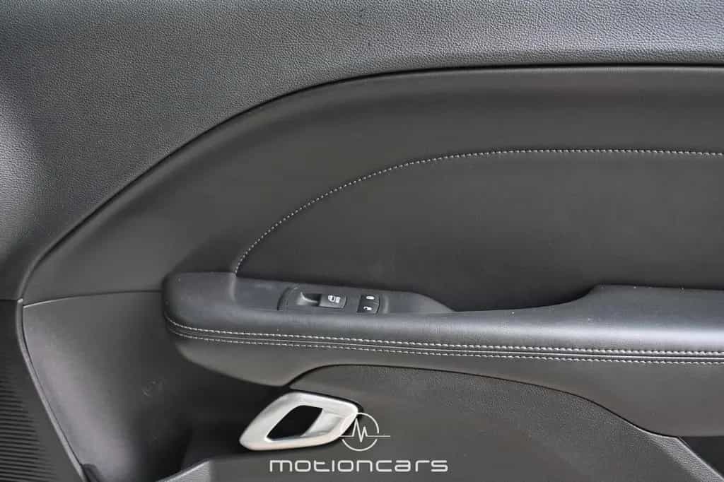 Dodge Challenger SRT WIDEBODY 07/2015-photo-18