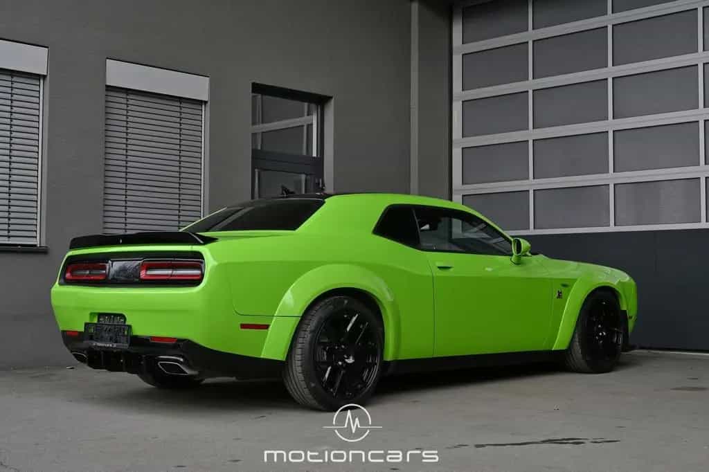 Dodge Challenger SRT WIDEBODY 07/2015-photo-2