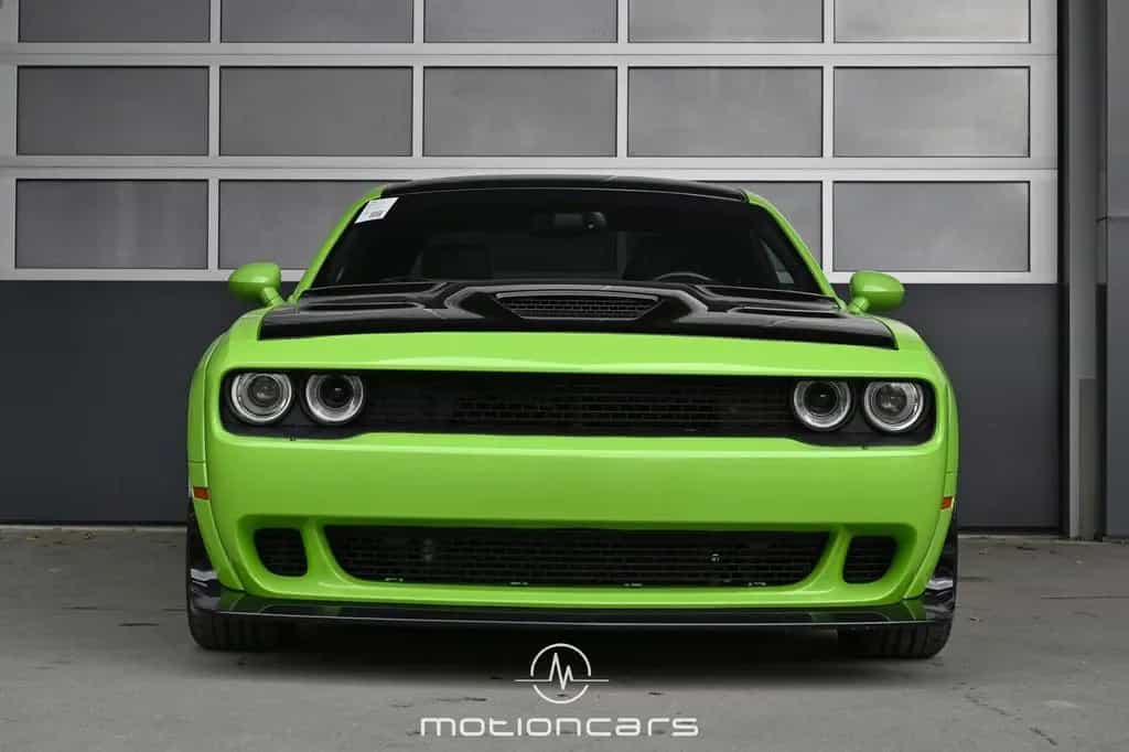 Dodge Challenger SRT WIDEBODY 07/2015-photo-3
