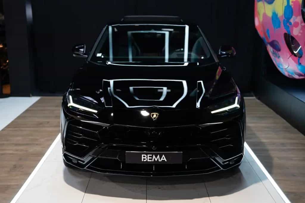 Lamborghini Urus 02/2020-photo-2