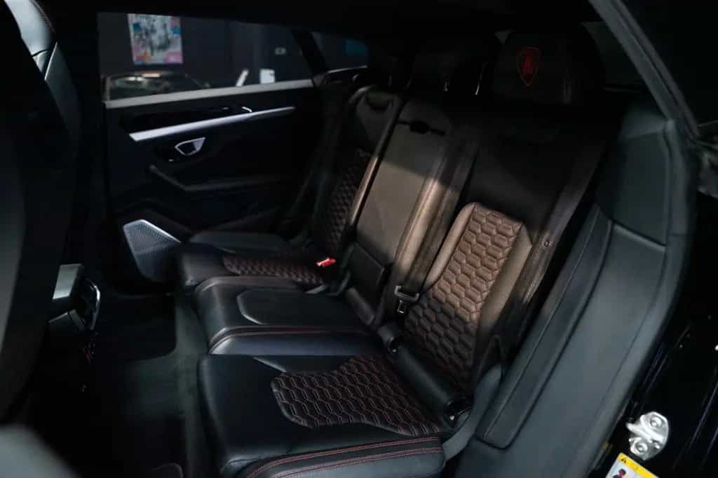 Lamborghini Urus 02/2020-photo-21