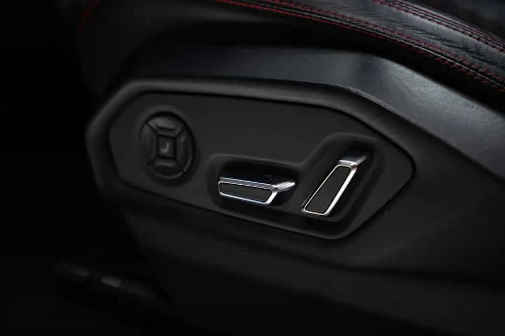 Lamborghini Urus 02/2020-photo-23