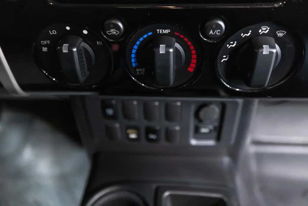 Toyota FJ Cruiser VVT-i V6 Btw auto, Fiscale waarde € 8 02/2010-photo-21
