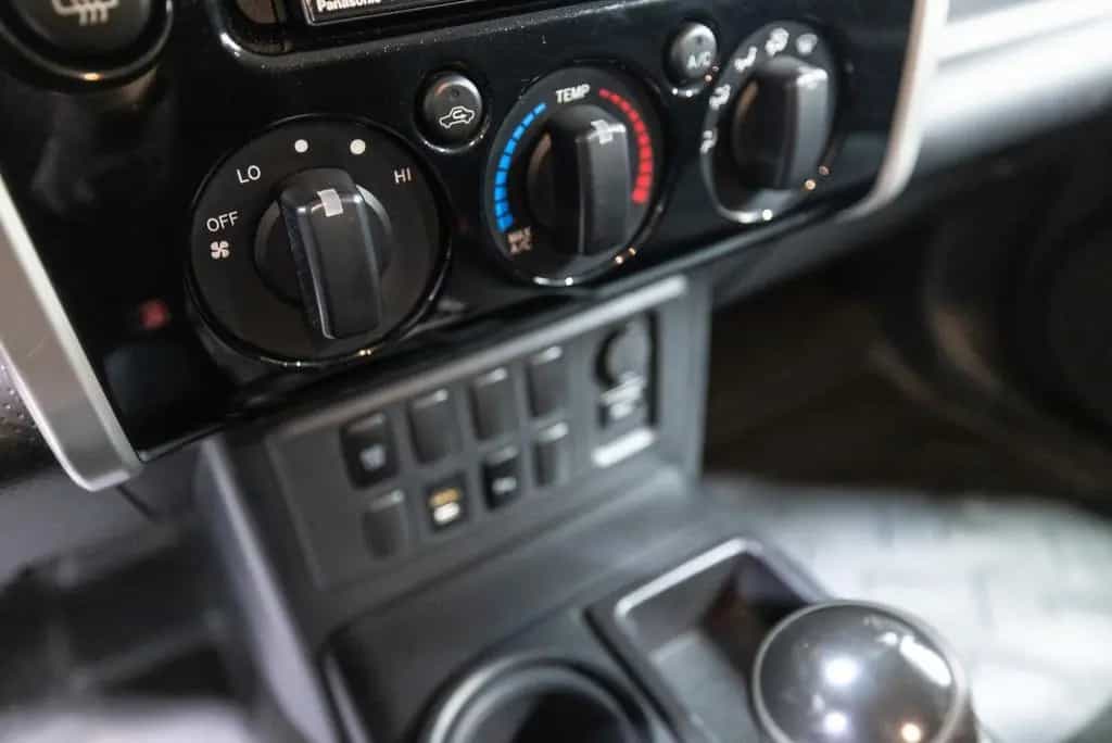 Toyota FJ Cruiser VVT-i V6 Btw auto, Fiscale waarde € 8 02/2010-photo-23