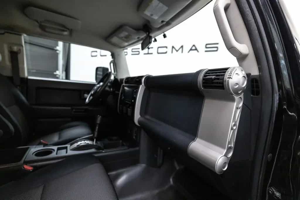 Toyota FJ Cruiser VVT-i V6 Btw auto, Fiscale waarde € 8 02/2010-photo-29