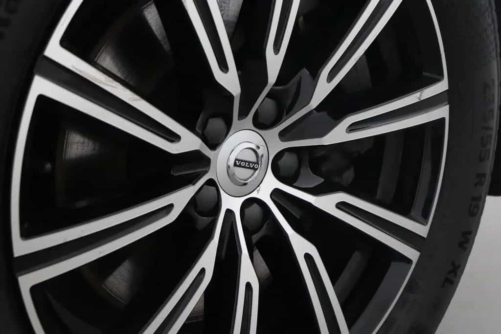 Volvo XC60 T4 Inscription | panorama dach | Head-Up | 02/2019-photo-17