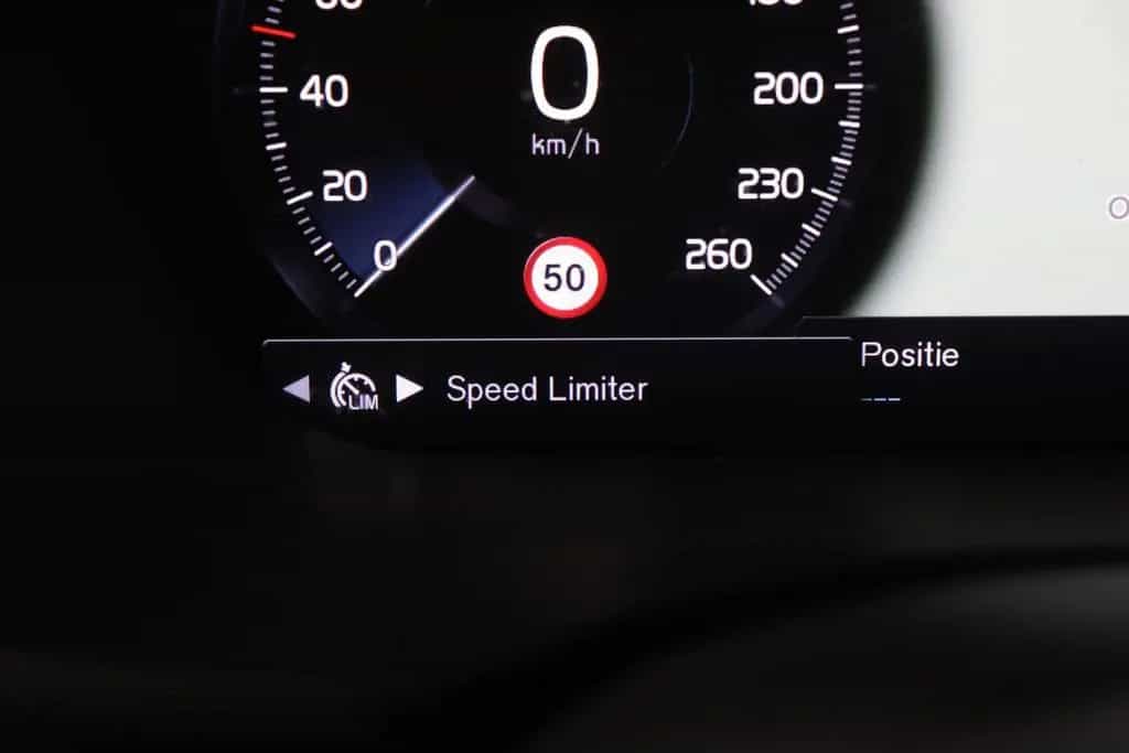 Volvo XC60 T4 Inscription | panorama dach | Head-Up | 02/2019-photo-19