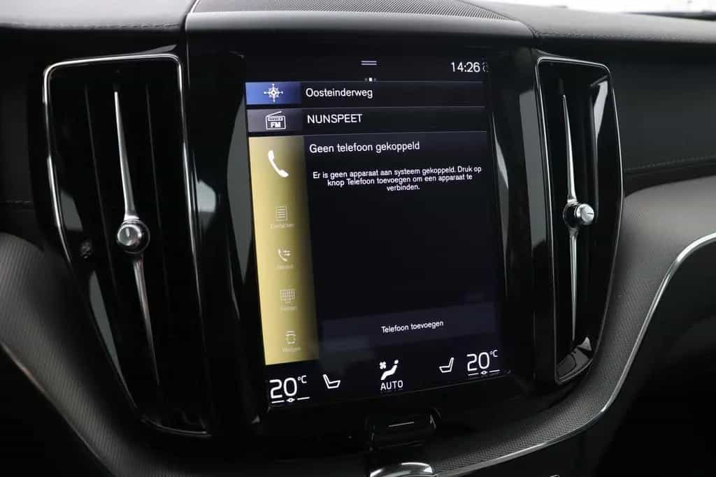 Volvo XC60 T4 Inscription | panorama dach | Head-Up | 02/2019-photo-26
