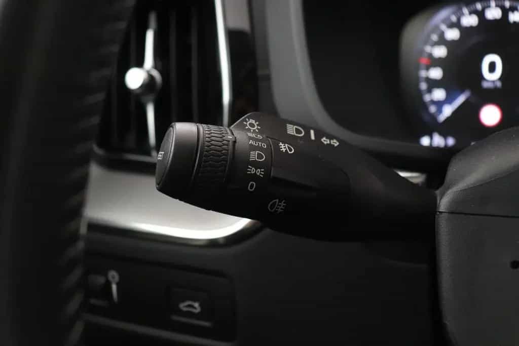 Volvo XC60 T4 Inscription | panorama dach | Head-Up | 02/2019-photo-37