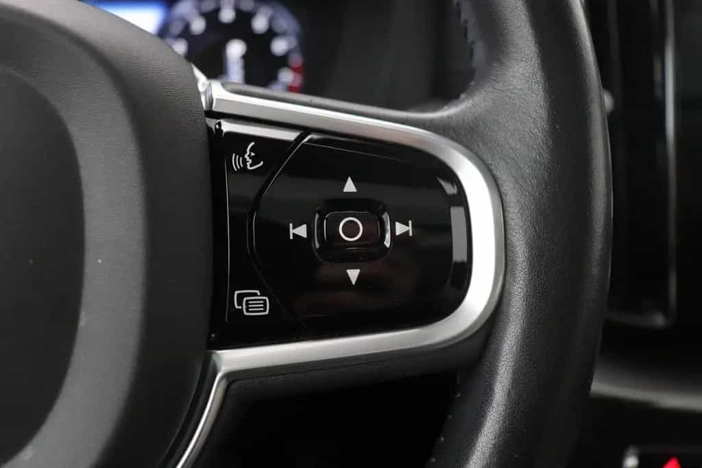 Volvo XC60 T4 Inscription | panorama dach | Head-Up | 02/2019-photo-38