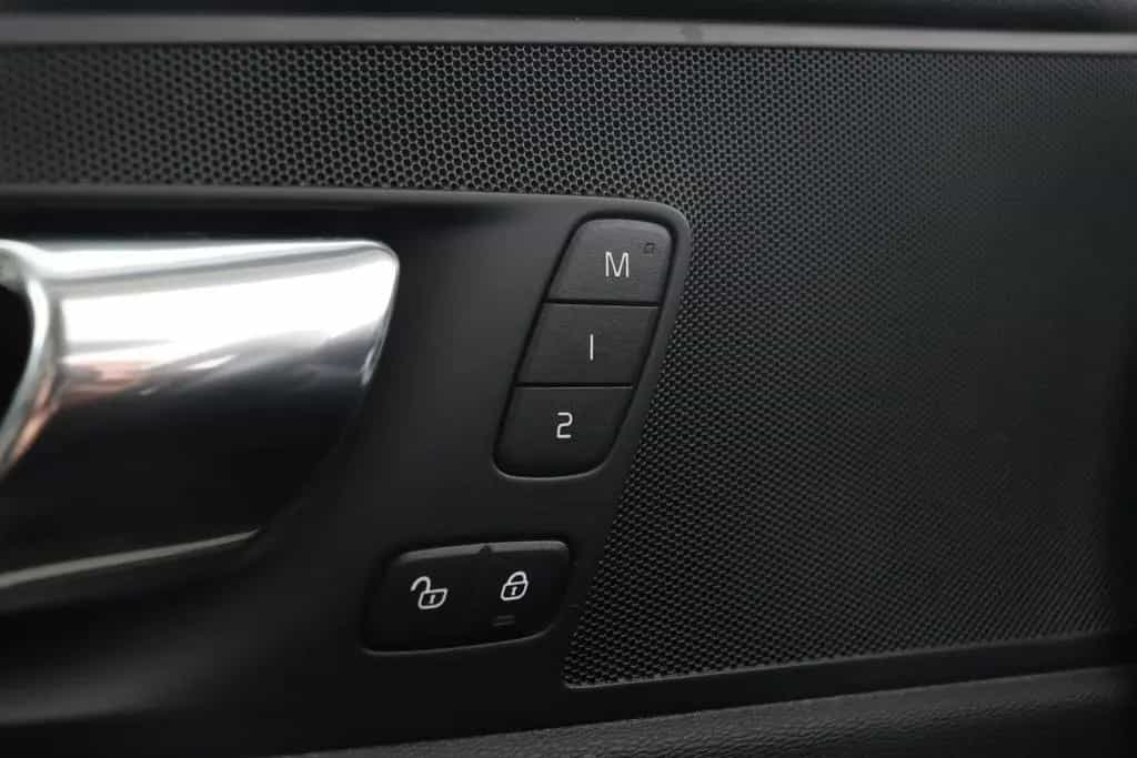 Volvo XC60 T4 Inscription | panorama dach | Head-Up | 02/2019-photo-40