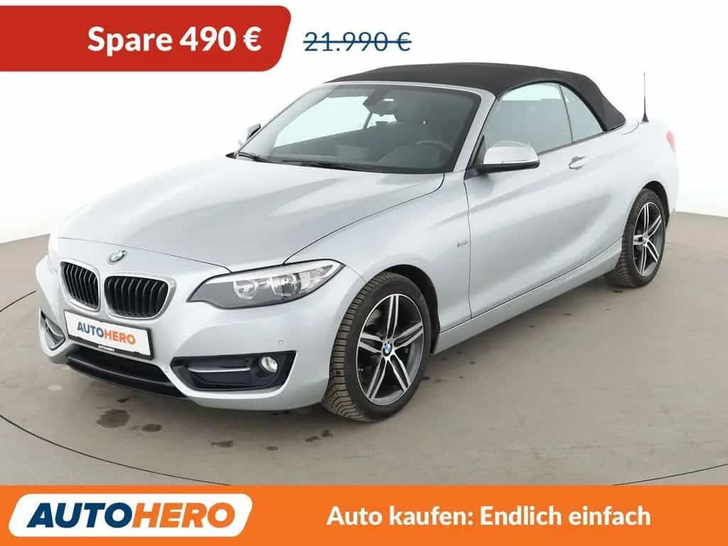 BMW 2 Series 220i Sport Line Aut.*NAVI*TEMPO*PDC*SHZ* 02/2017-photo-0
