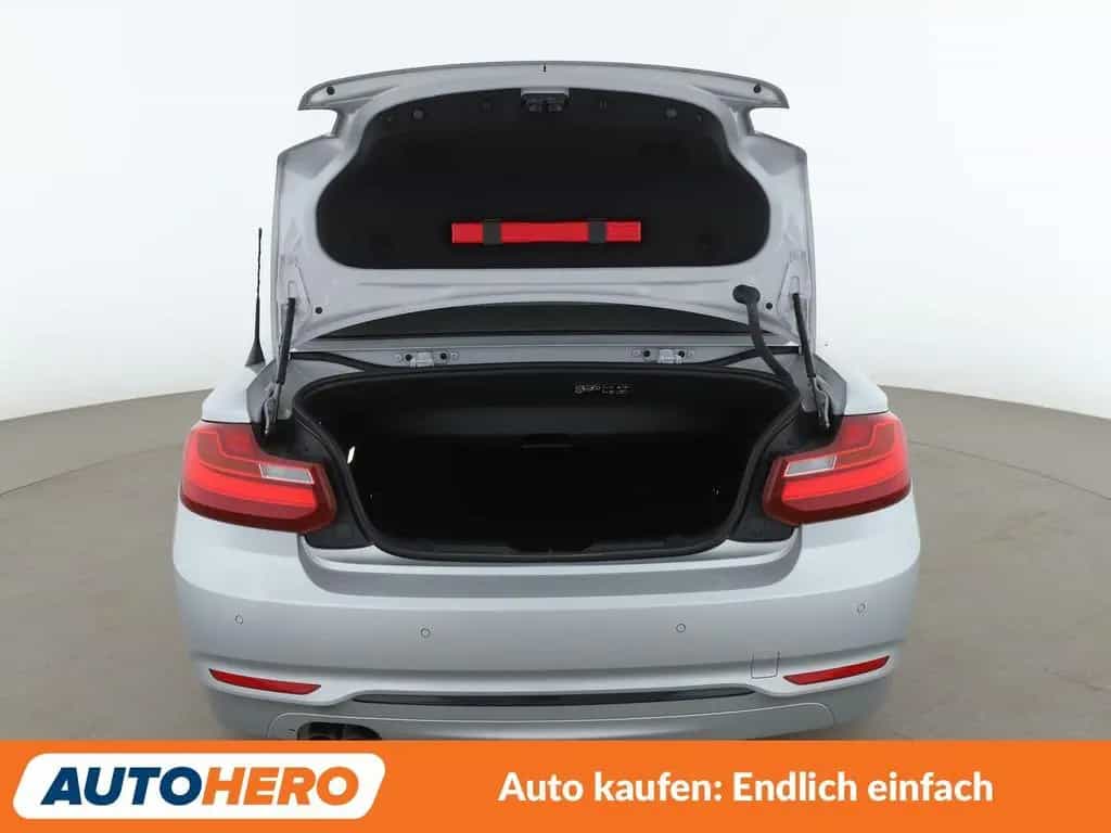 BMW 2 Series 220i Sport Line Aut.*NAVI*TEMPO*PDC*SHZ* 02/2017-photo-16