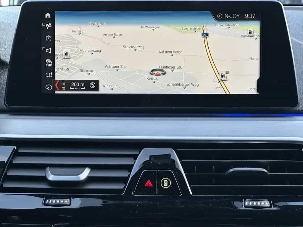 BMW 5 Series 520d Touring xDrive M-Sport NAV+LED+ACC+H&K+18ZO 07/2018-photo-13
