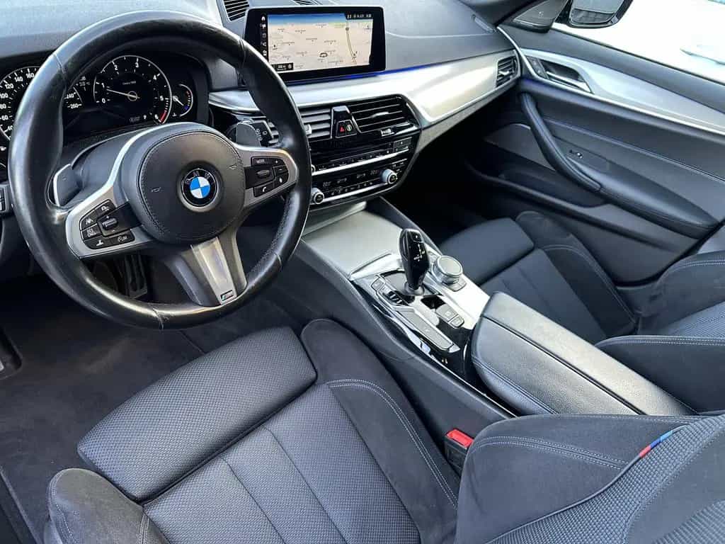 BMW 5 Series 520d Touring xDrive M-Sport NAV+LED+ACC+H&K+18ZO 07/2018-photo-7