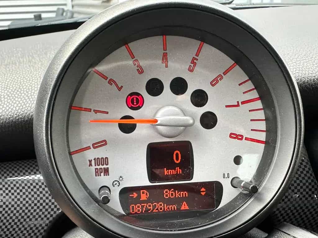 MINI Cooper S Roadster *PDC*NAVI*LEDER*XENON* 06/2012-photo-28