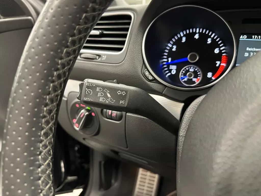Volkswagen Golf 06/2013-photo-16
