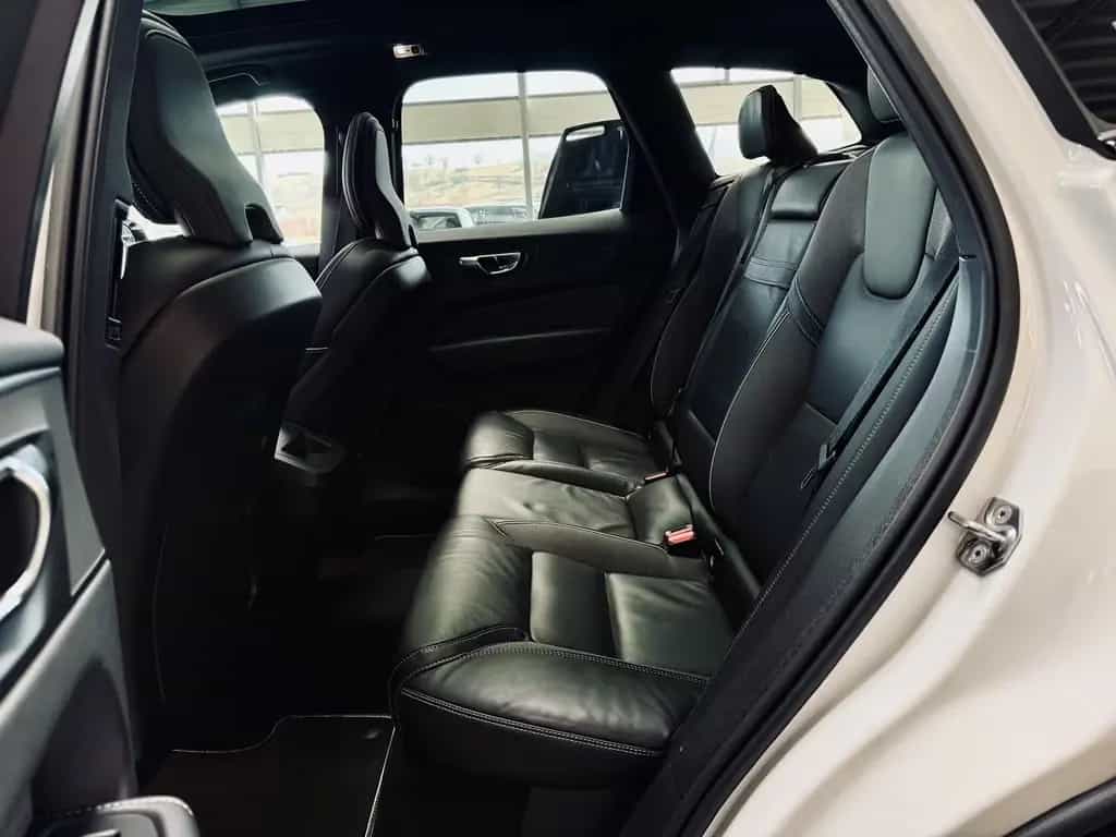 Volvo XC60 R Design|PANO|KAMERA|LED|ASSISTENZ+|SHZ| 06/2020-photo-14