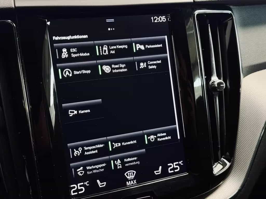 Volvo XC60 R Design|PANO|KAMERA|LED|ASSISTENZ+|SHZ| 06/2020-photo-17