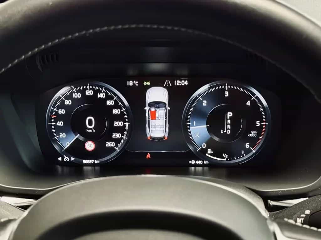Volvo XC60 R Design|PANO|KAMERA|LED|ASSISTENZ+|SHZ| 06/2020-photo-23