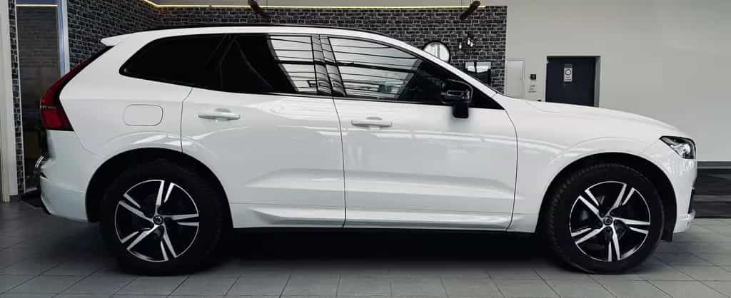 Volvo XC60 R Design|PANO|KAMERA|LED|ASSISTENZ+|SHZ| 06/2020-photo-3