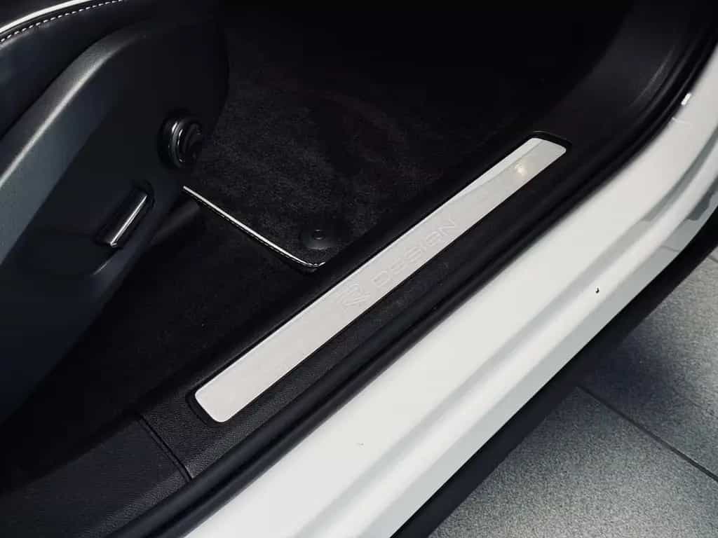 Volvo XC60 R Design|PANO|KAMERA|LED|ASSISTENZ+|SHZ| 06/2020-photo-31
