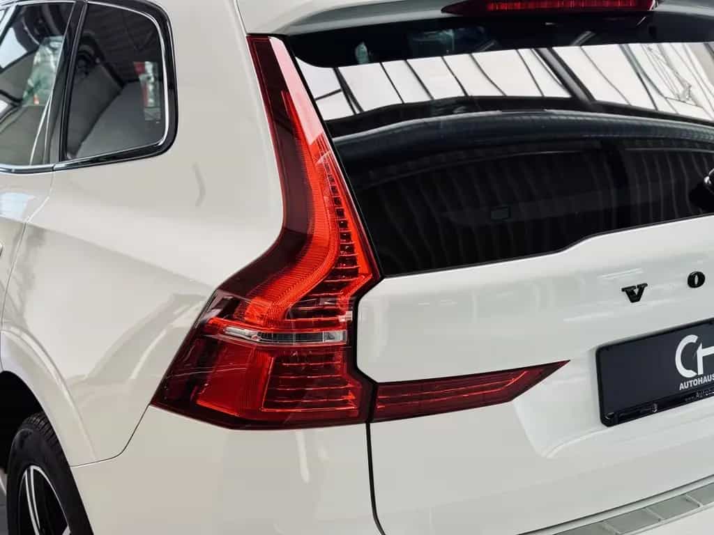 Volvo XC60 R Design|PANO|KAMERA|LED|ASSISTENZ+|SHZ| 06/2020-photo-9
