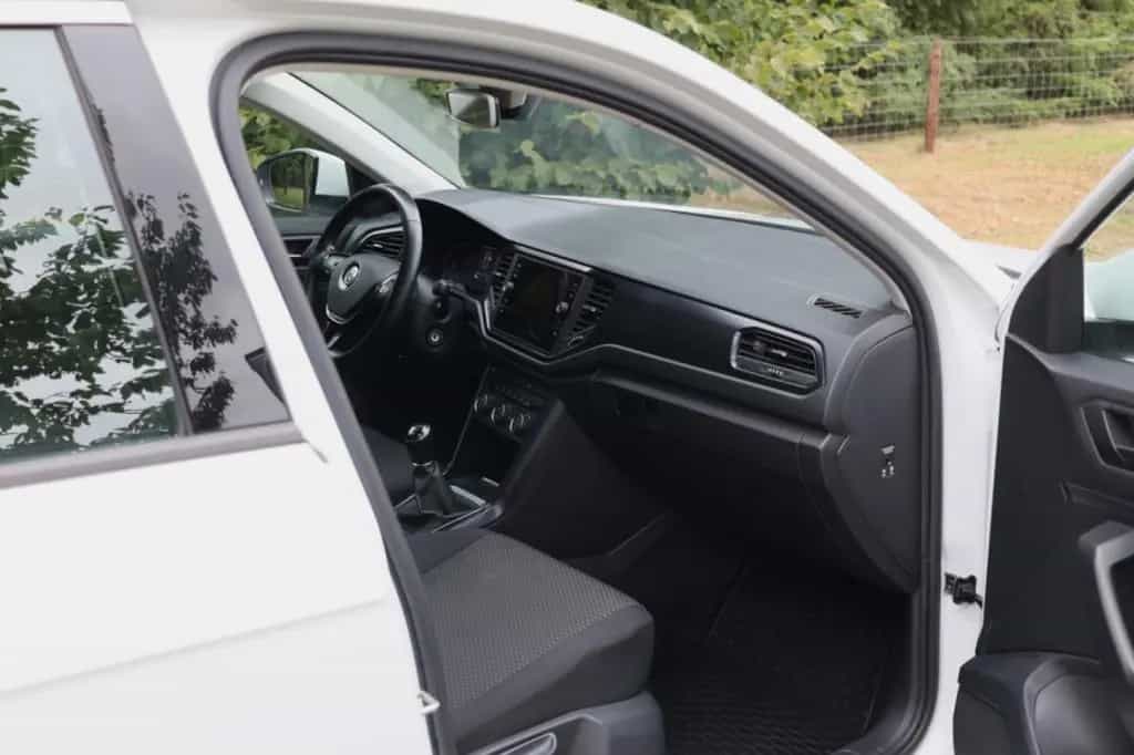 Volkswagen T-Roc 1.0 TSI OPF - doppelt bereift 03/2019-photo-3