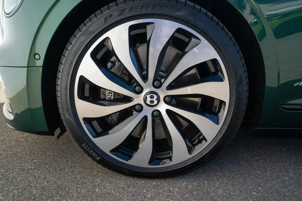 Bentley Flying Spur Azure V8 *UVP 299.962,00€* 06/2024-photo-20