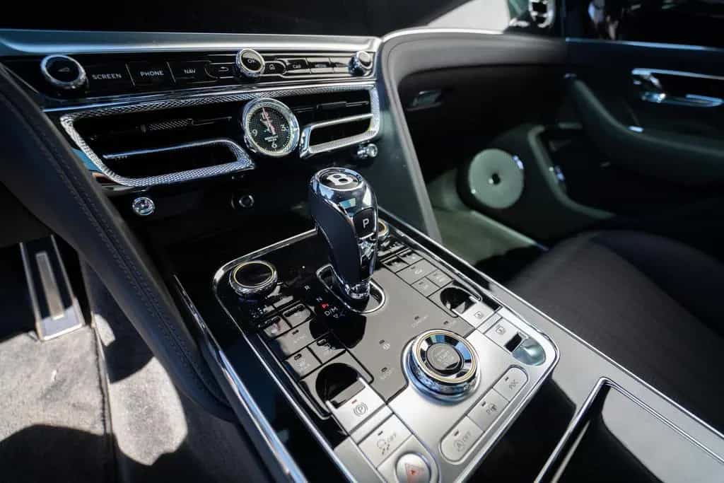 Bentley Flying Spur Azure V8 *UVP 299.962,00€* 06/2024-photo-9