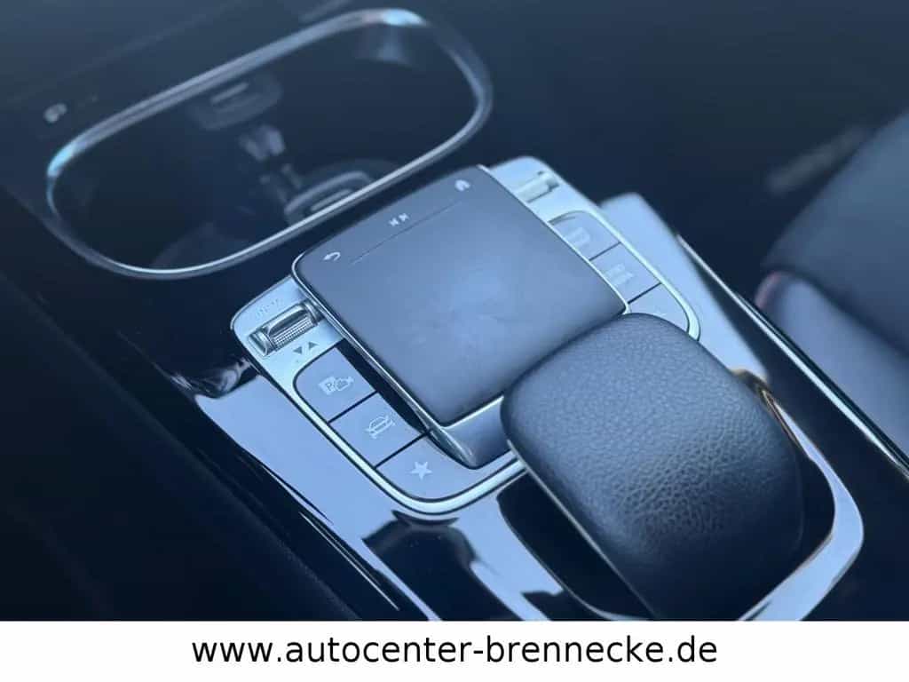 Mercedes-Benz A-Class 180*AMG LINE*LED*Night*8-fach bereift* 10/2019-photo-17