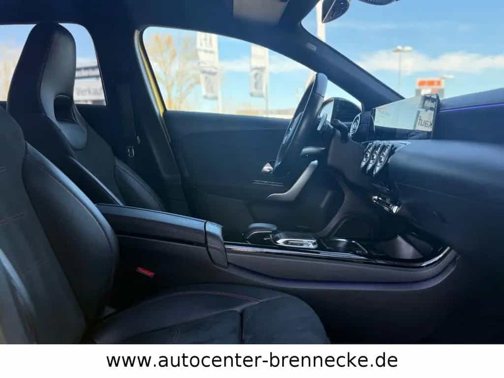 Mercedes-Benz A-Class 180*AMG LINE*LED*Night*8-fach bereift* 10/2019-photo-21